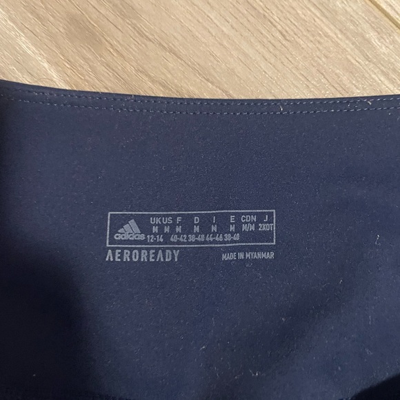 Adidas Spandex - Picture 2 of 3